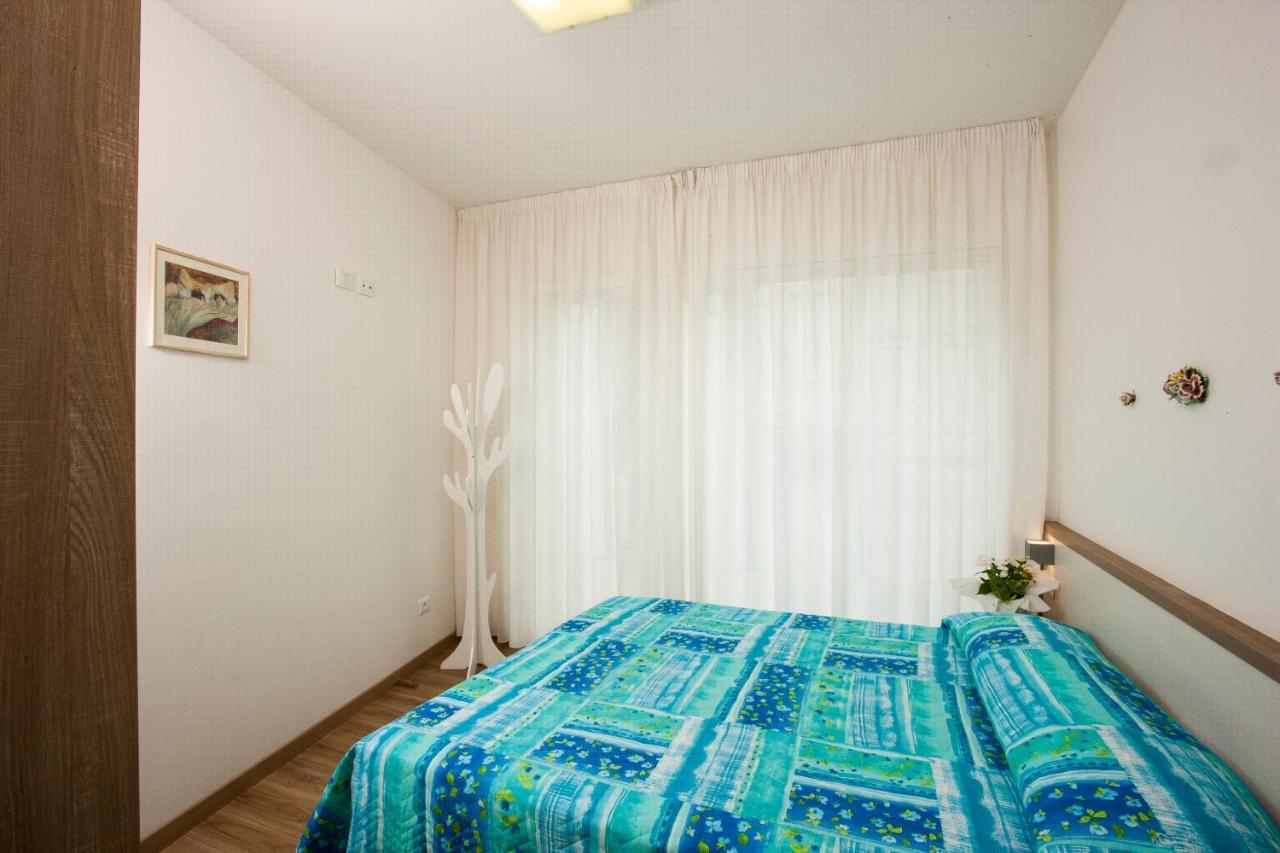 Beach Residence Gabicce Mare Exterior photo